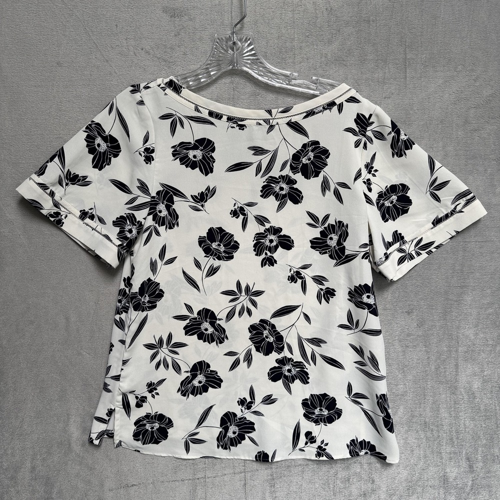 Ann Taylor Blouse Womens Petite Small White Floral Short Sleeve Boat Neck Top